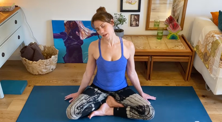 Pregnancy yoga video, prenatal yoga, birth preparation, breathing for labour